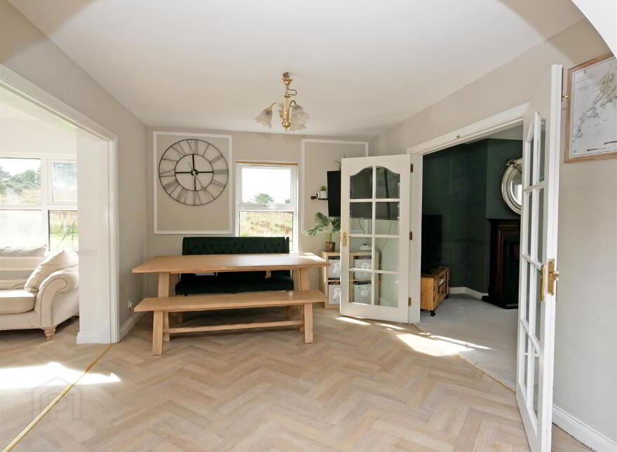 29 Mill Road West, Carryduff, Belfast, BT8 8HH