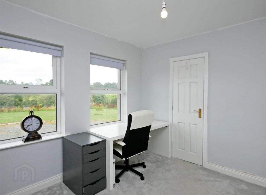 29 Mill Road West, Carryduff, Belfast, BT8 8HH