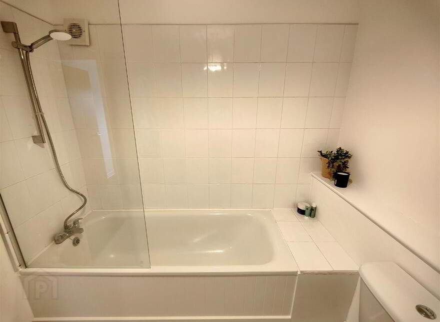 Apt 20 Block E, 678 Shore Road, Horizon Building, Belfast, BT15 4HH