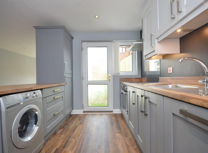8 Willisfield Park, Belfast, BT10 0GA