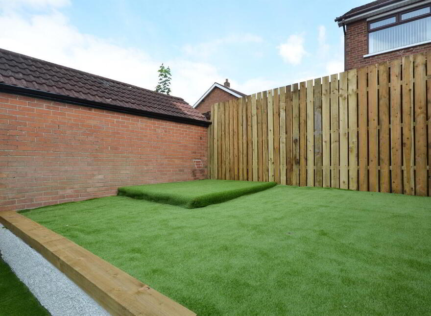 8 Willisfield Park, Belfast, BT10 0GA