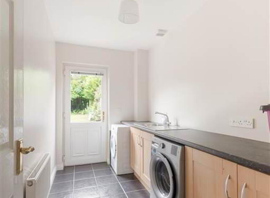 45 St Annes Road, Blacks Road, Belfast, BT10 0PQ