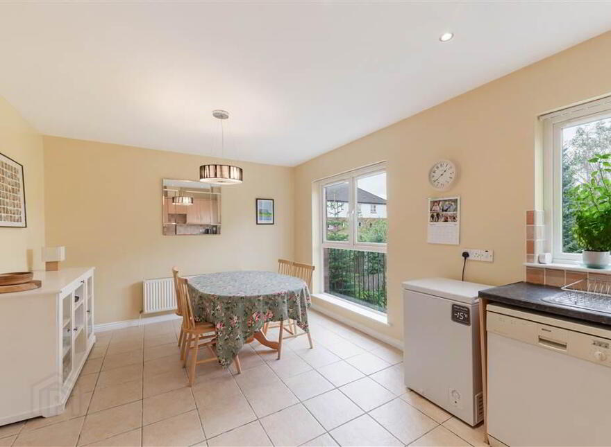 45 St Annes Road, Blacks Road, Belfast, BT10 0PQ