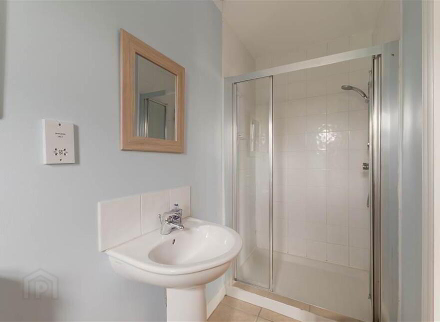 45 St Annes Road, Blacks Road, Belfast, BT10 0PQ