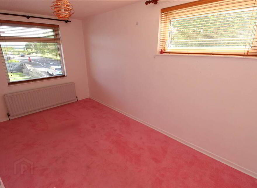 2 Roslin Gardens, Belfast, BT5 7FZ