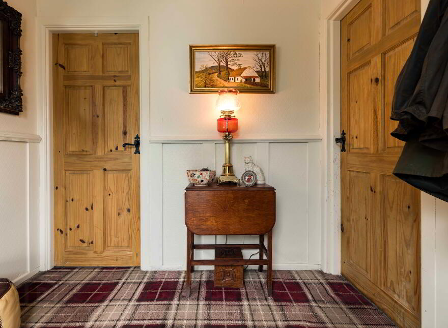 Lus Mor Cottage, 30 The New Road, Royal Hillsborough, BT26 6ND