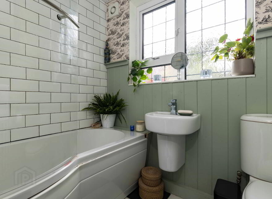 Lus Mor Cottage, 30 The New Road, Royal Hillsborough, BT26 6ND