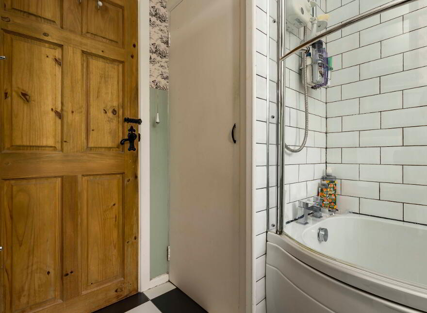 Lus Mor Cottage, 30 The New Road, Royal Hillsborough, BT26 6ND