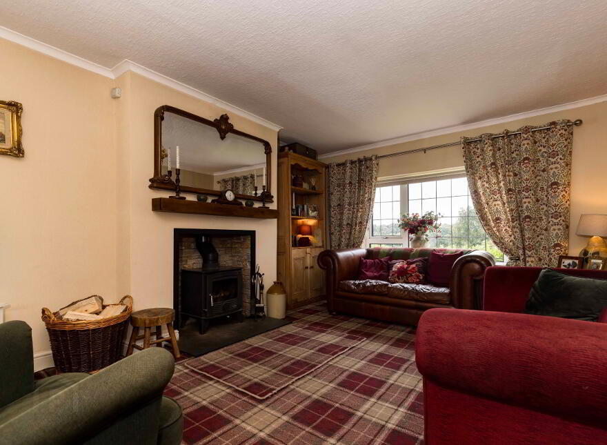 Lus Mor Cottage, 30 The New Road, Royal Hillsborough, BT26 6ND