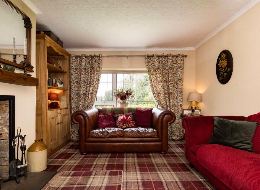 Lus Mor Cottage, 30 The New Road, Royal Hillsborough, BT26 6ND