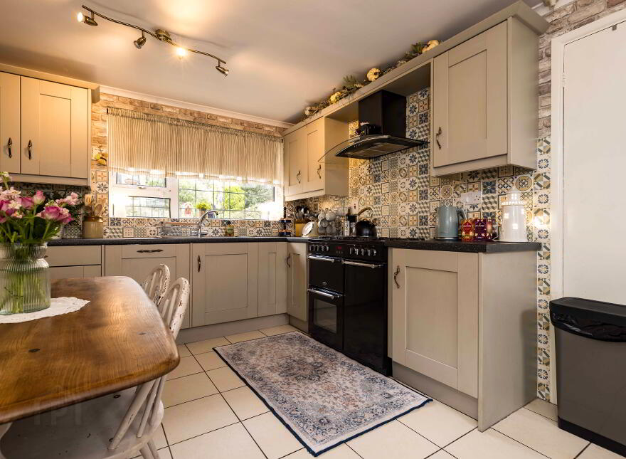Lus Mor Cottage, 30 The New Road, Royal Hillsborough, BT26 6ND