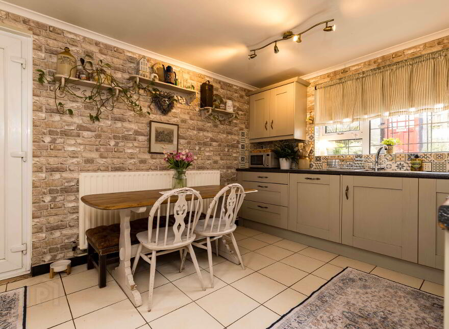 Lus Mor Cottage, 30 The New Road, Royal Hillsborough, BT26 6ND