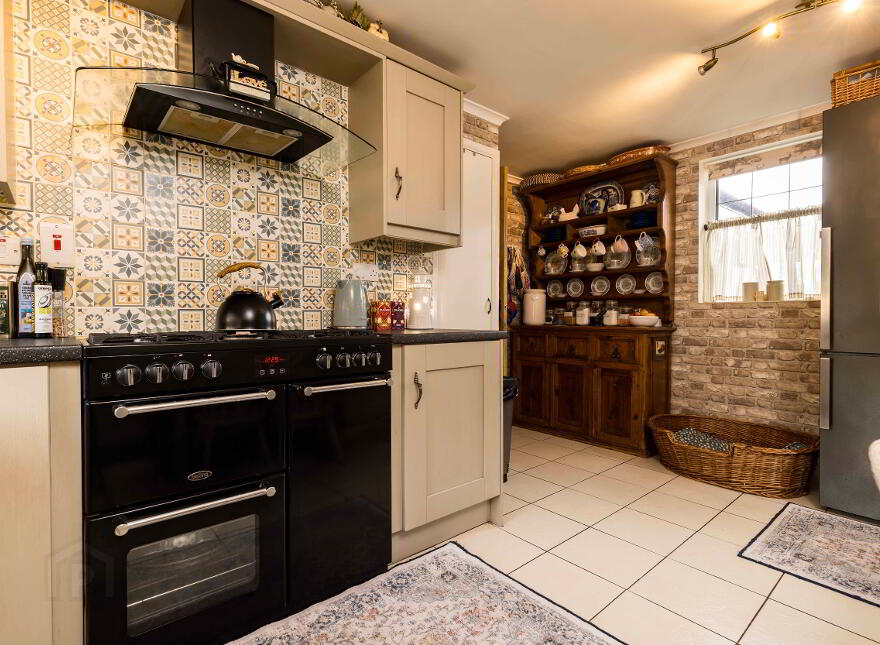 Lus Mor Cottage, 30 The New Road, Royal Hillsborough, BT26 6ND