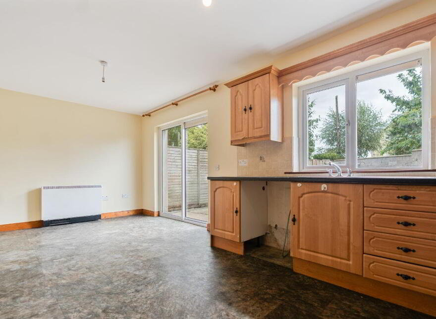 8 Ivy Close, New Line, Charleville