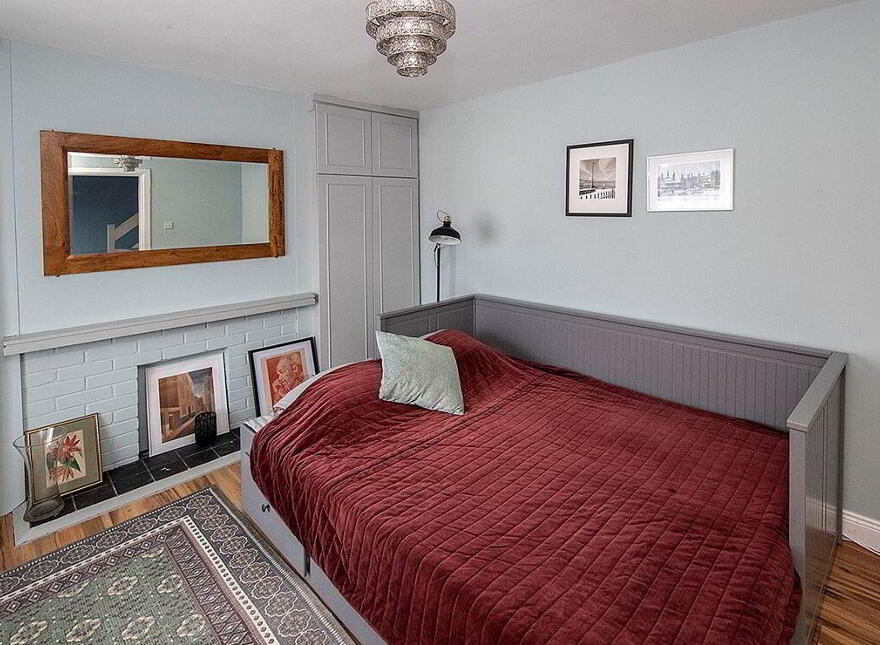 8 Hilview Drive, Dungarvan