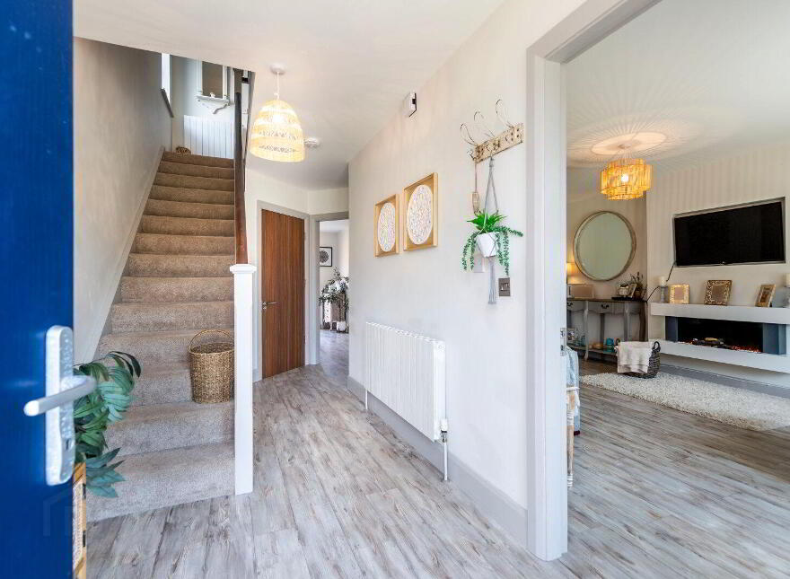 3 Manor Drive, Roxborough Manor, Y35XTW4