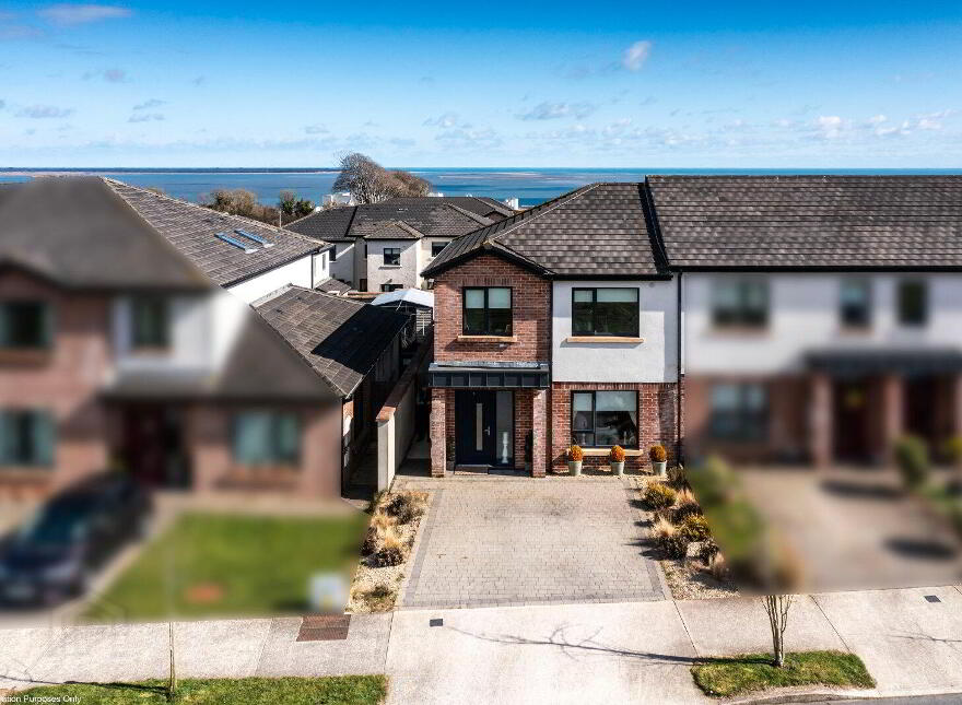 3 Manor Drive, Roxborough Manor, Y35XTW4