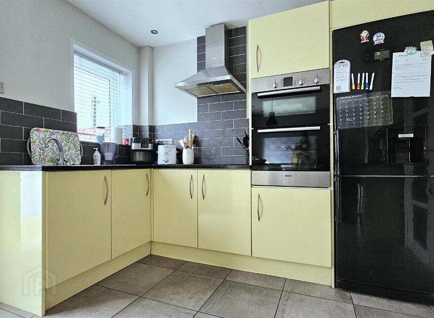 30 Thorndale Square, Carrickfergus, BT38