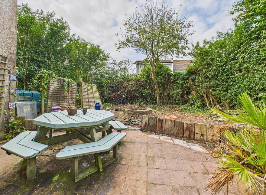 1 Midvale, Cove Road, Tramore, X91P5R7