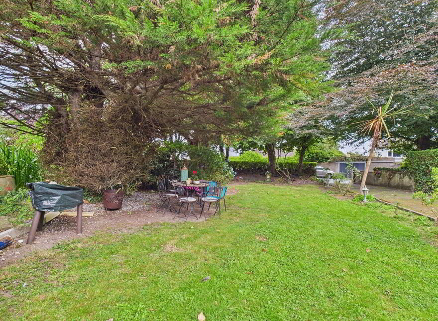 1 Midvale, Cove Road, Tramore, X91P5R7
