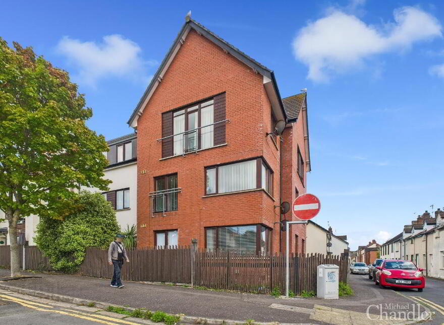 47 Robert Street, Newtownards, BT23 4DN photo