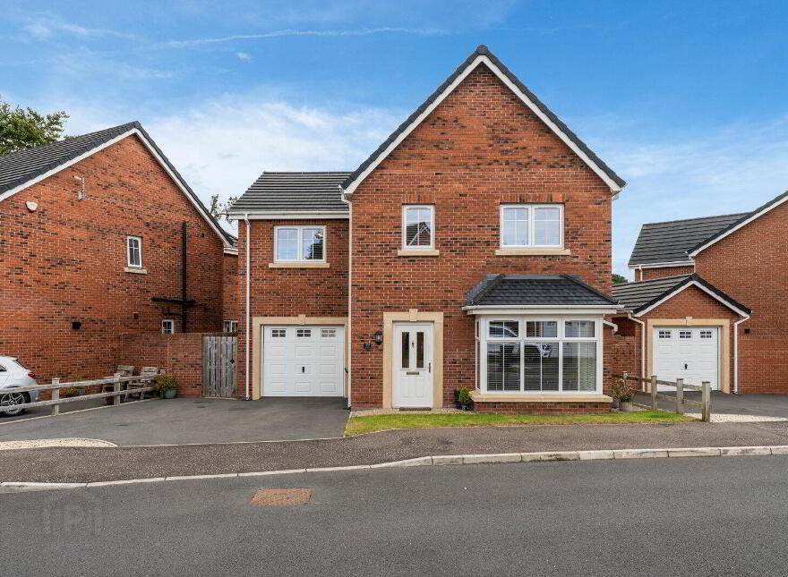 39 Manse Gate, Newtownards, BT23 4DG photo