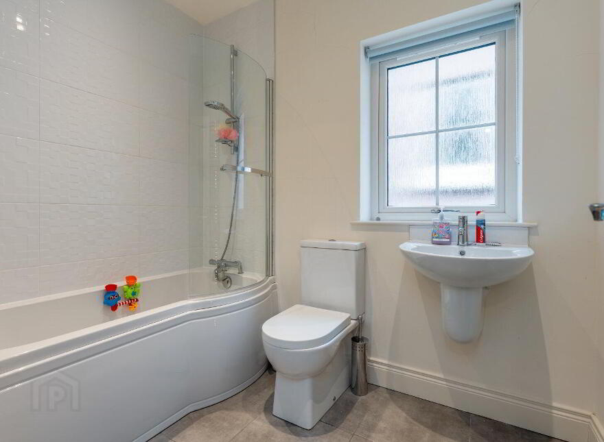 3 Lynn Hall Place, Bangor, BT19 1XP