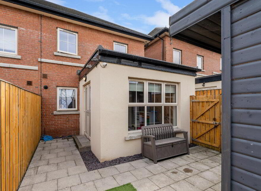 3 Lynn Hall Place, Bangor, BT19 1XP