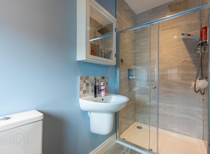 3 Lynn Hall Place, Bangor, BT19 1XP