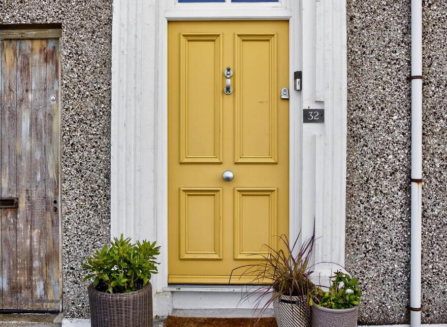 32 Kerr Street, Portrush, BT56 8DG
