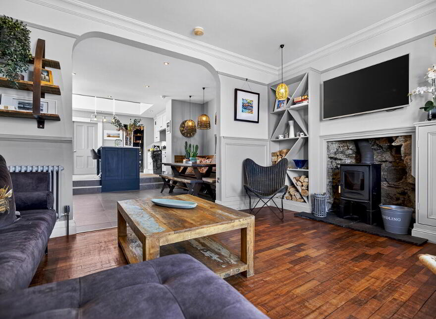 32 Kerr Street, Portrush, BT56 8DG