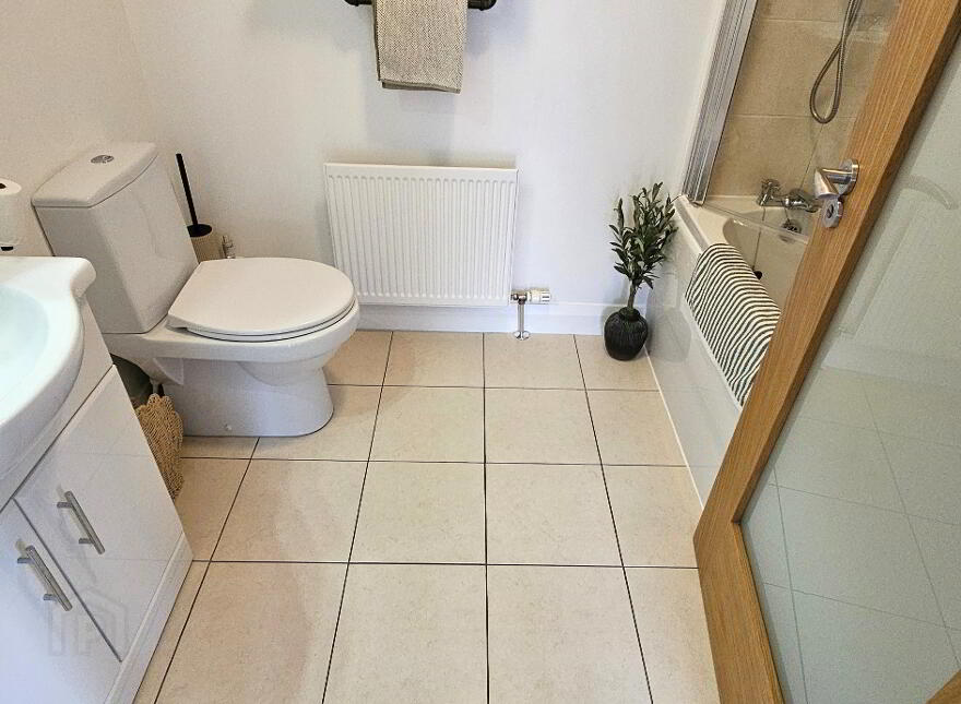 1 Fairview Farm Way, Ballyclare, BT39 9XG