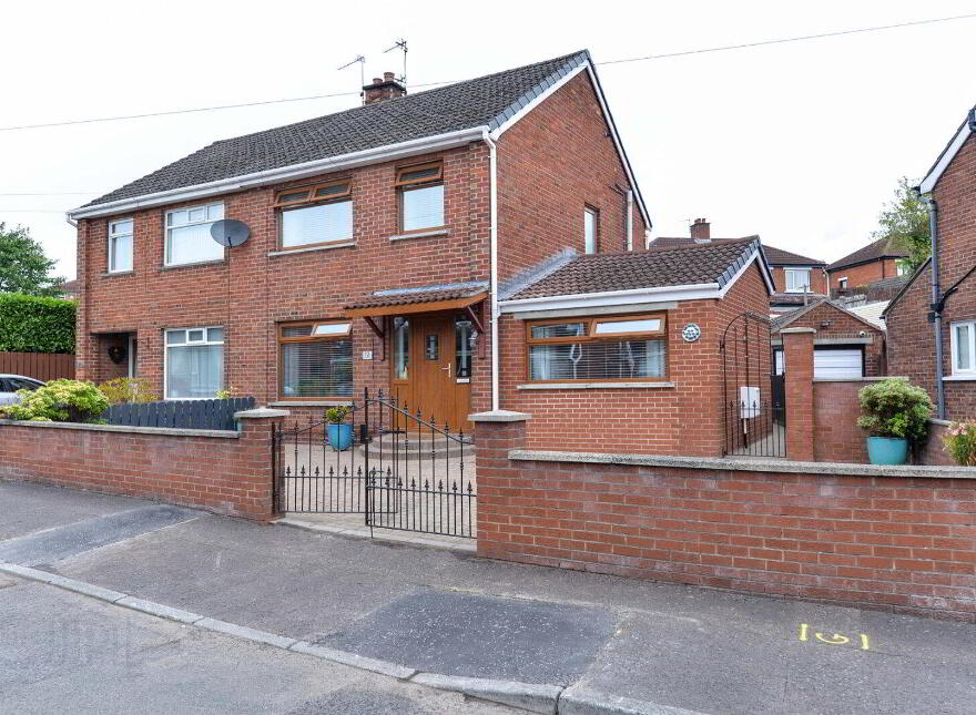 12 Orangefield Drive, Belfast, BT5 6DN photo