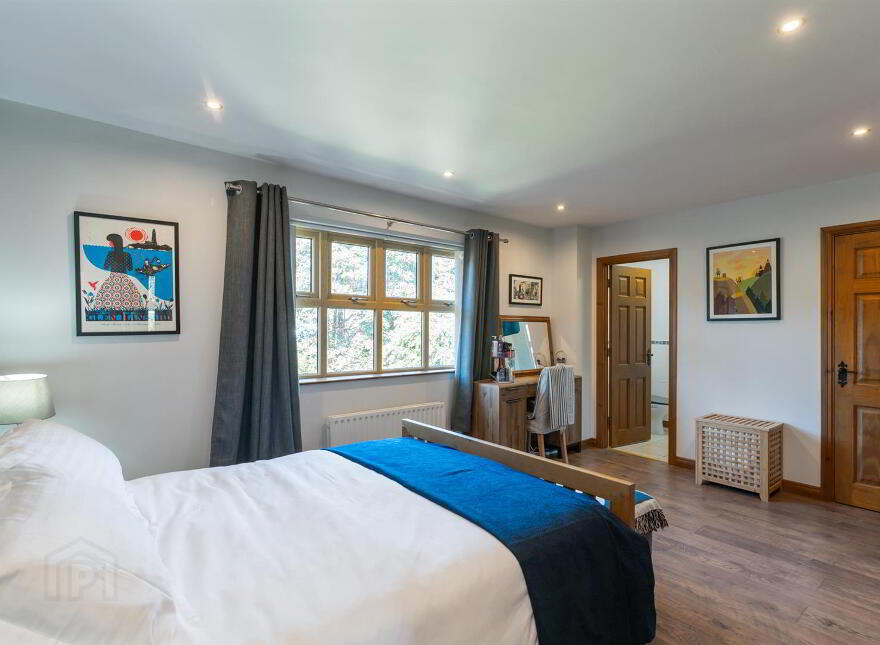 19 Woodrow Gardens, Saintfield, BT24 7WG