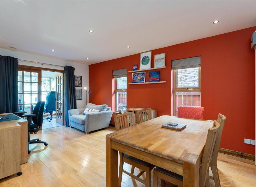 19 Woodrow Gardens, Saintfield, BT24 7WG