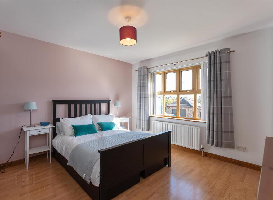 19 Woodrow Gardens, Saintfield, BT24 7WG
