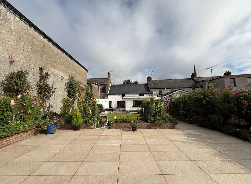 5 Massereene Street, Antrim, BT41 4DD
