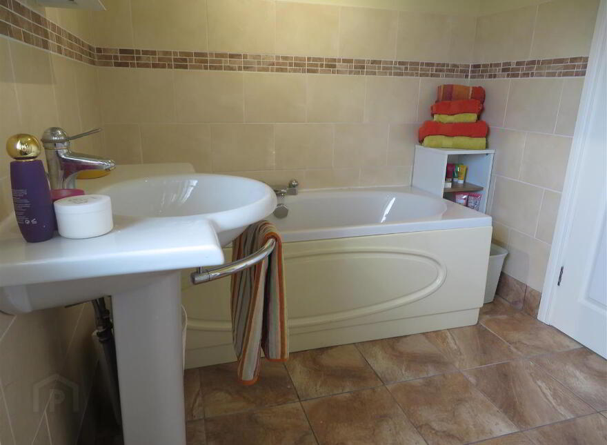4 Hazelgrove Avenue, Lurgan, Craigavon, BT66 7TF
