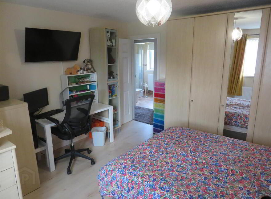 4 Hazelgrove Avenue, Lurgan, Craigavon, BT66 7TF
