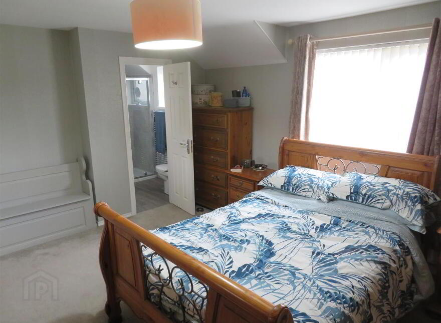 4 Hazelgrove Avenue, Lurgan, Craigavon, BT66 7TF
