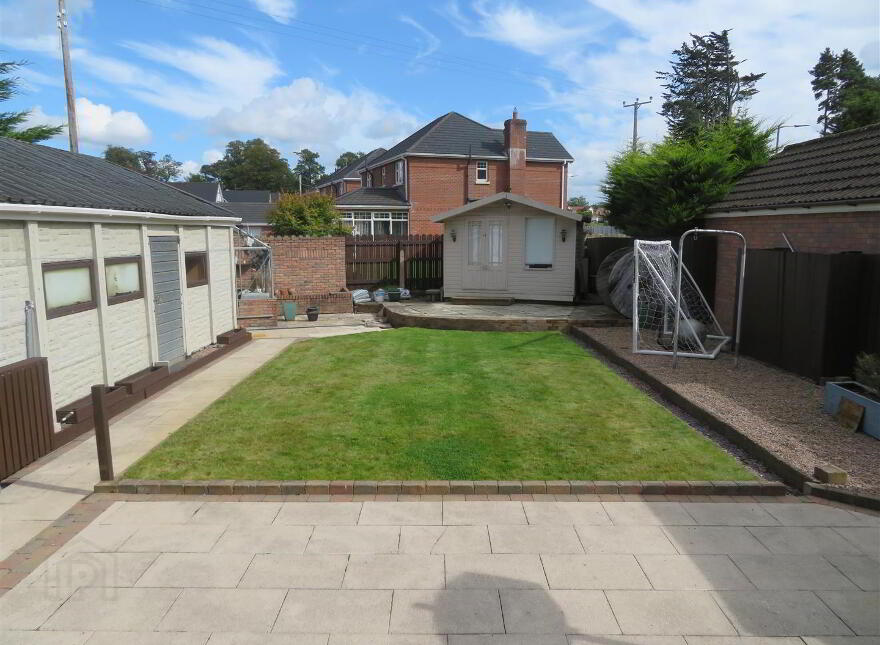 4 Hazelgrove Avenue, Lurgan, Craigavon, BT66 7TF