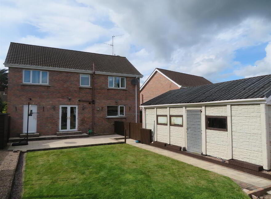4 Hazelgrove Avenue, Lurgan, Craigavon, BT66 7TF