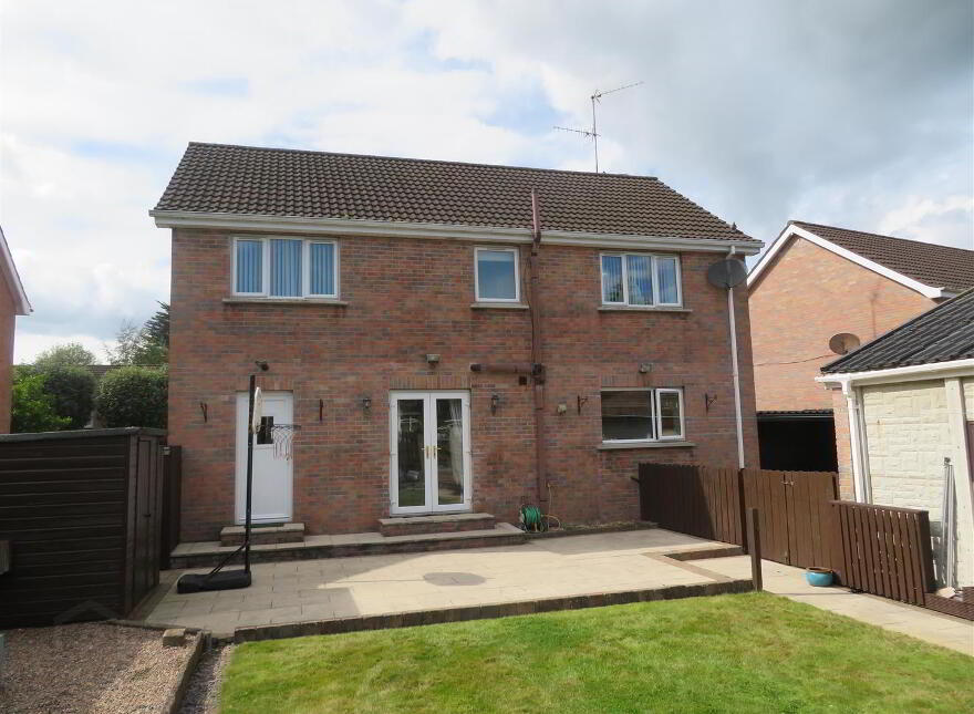 4 Hazelgrove Avenue, Lurgan, Craigavon, BT66 7TF