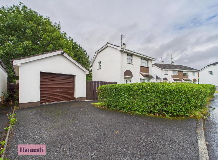 14 Kernan Crescent, Portadown, BT63 5TT photo