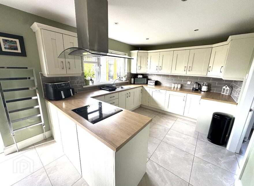 60 Broomhill Park, Coleraine, BT51 3AN