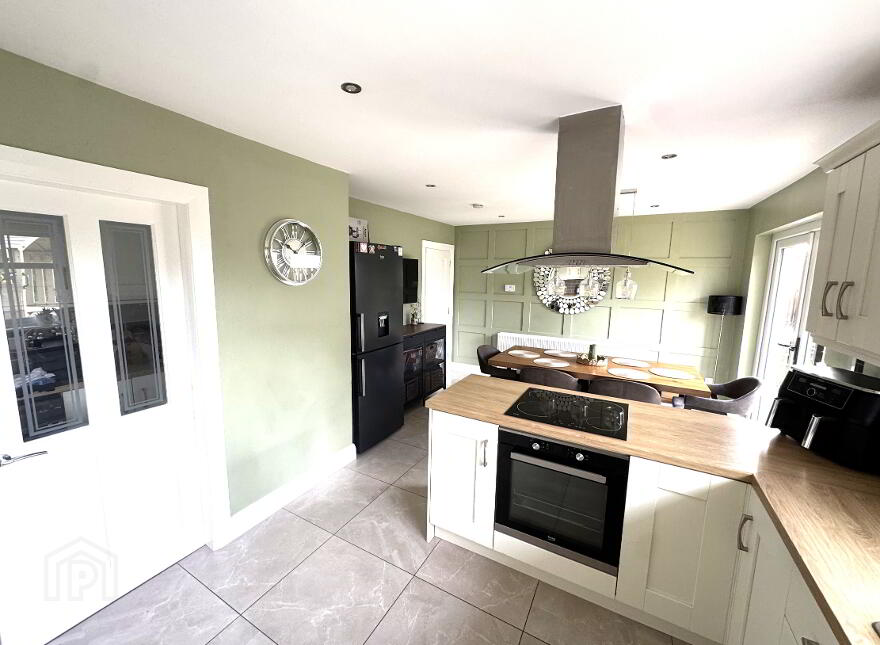 60 Broomhill Park, Coleraine, BT51 3AN