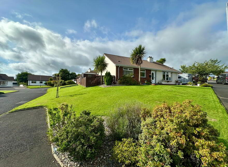 60 Broomhill Park, Coleraine, BT51 3AN photo