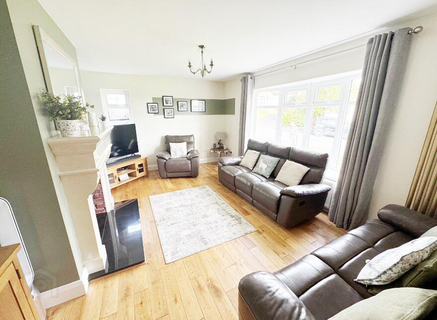 60 Broomhill Park, Coleraine, BT51 3AN