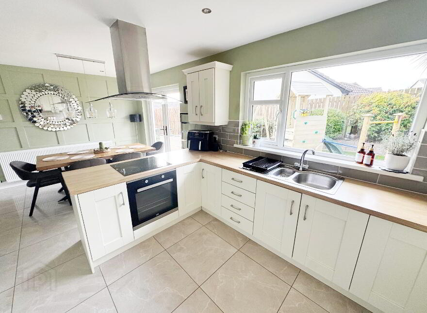 60 Broomhill Park, Coleraine, BT51 3AN