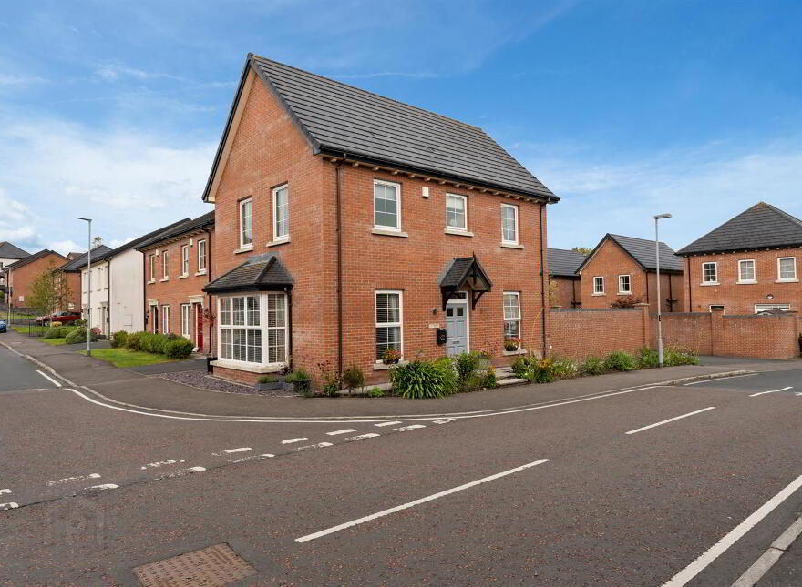 1 Blackwood Green, Newtownards, BT23 4XR photo